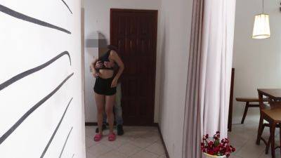 Wife Welcomes The Neighbor To The House While The Cuckold Is In The Bathroom - hclips - Brazil