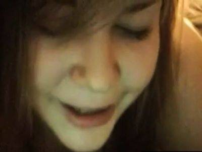Une grosse femme baise par un inconnu sur webcam - drtuber