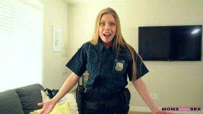 Britney Amber - Step Mom - My Step Mom Is A Cop - S12:E10 - porntry.com